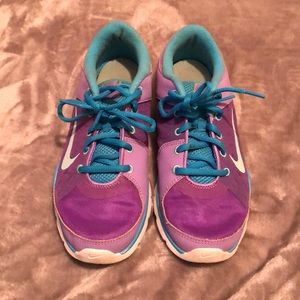 Women’s Nike Training Sneakers 👟